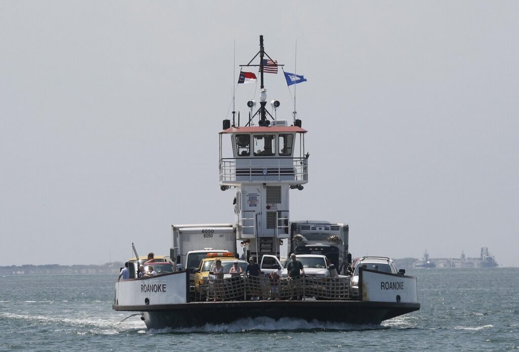 The Hatteras-class ferry Roanoke loaded with cars, crossing from Hatteras to Ocracoke